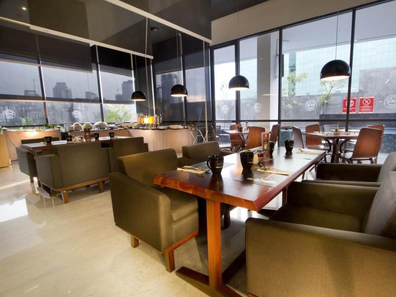 Neo Hotel Tendean Jakarta By Aston Jacarta Exterior foto