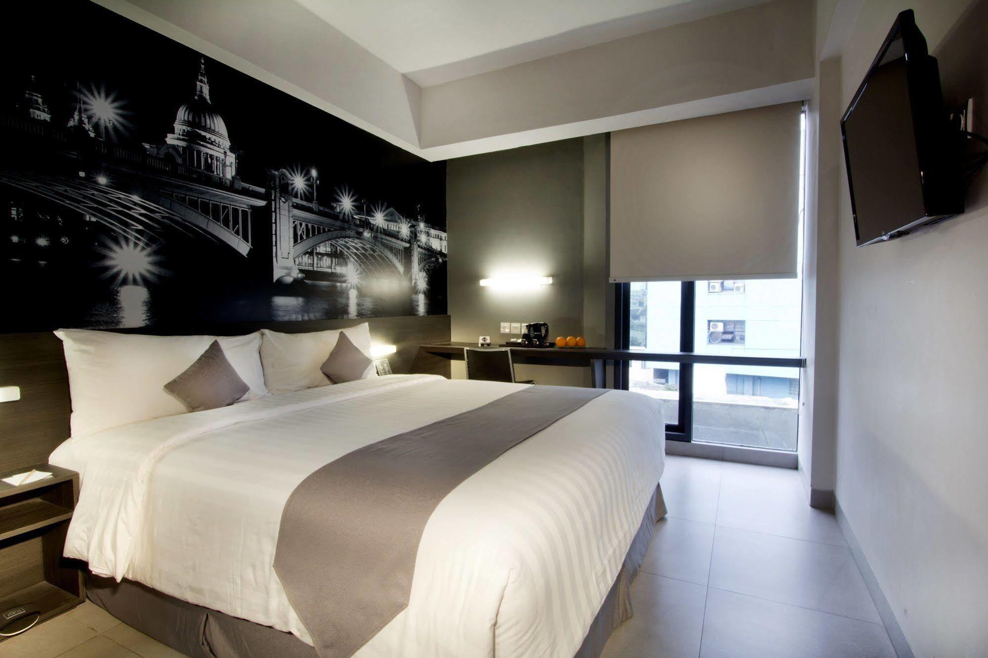 Neo Hotel Tendean Jakarta By Aston Jacarta Exterior foto